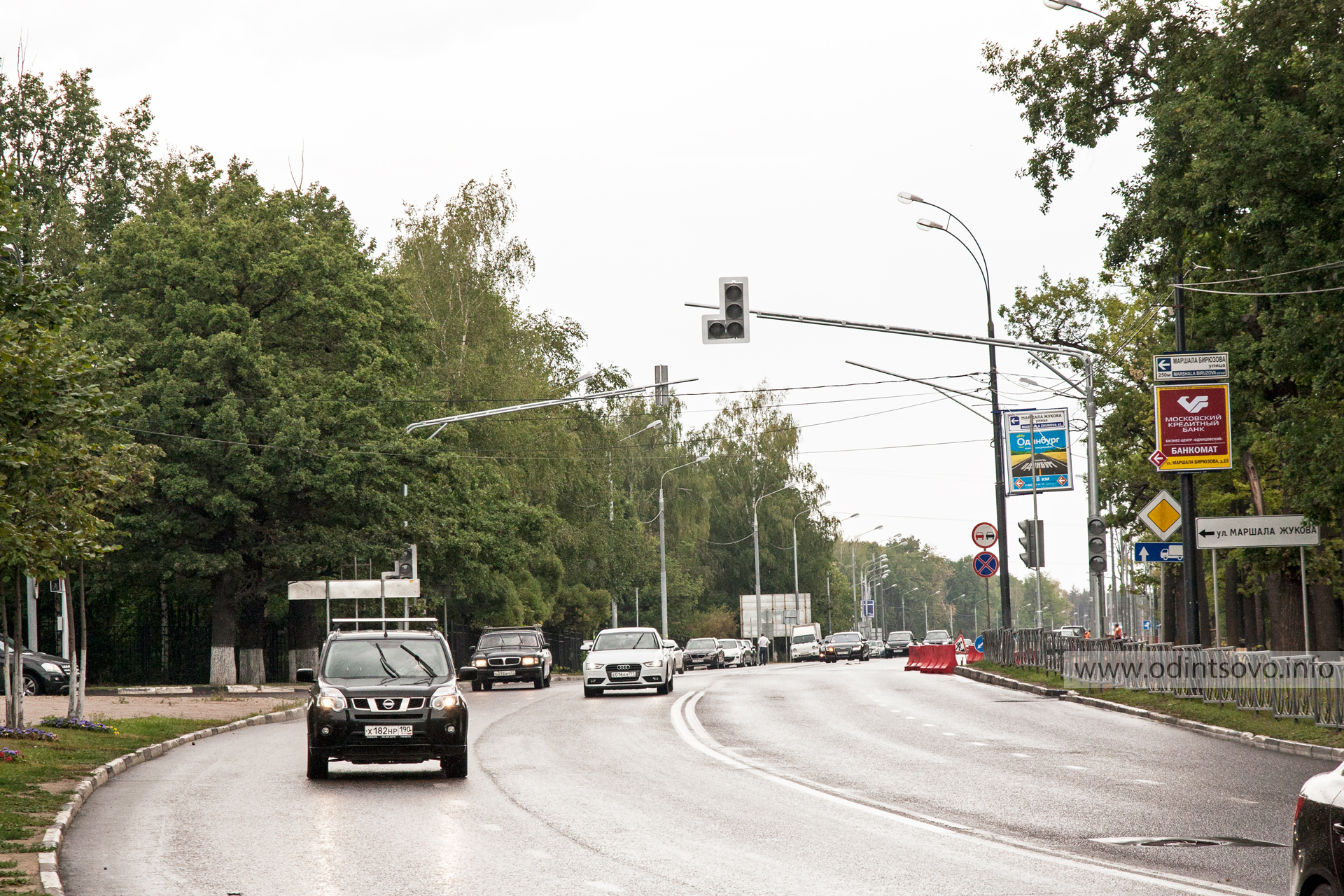 ул вернисажная вл 11. магазин светофор в солнцево. магазин светофор в южном округе. светофор в одинцово адрес. светофор в одинцово адрес.