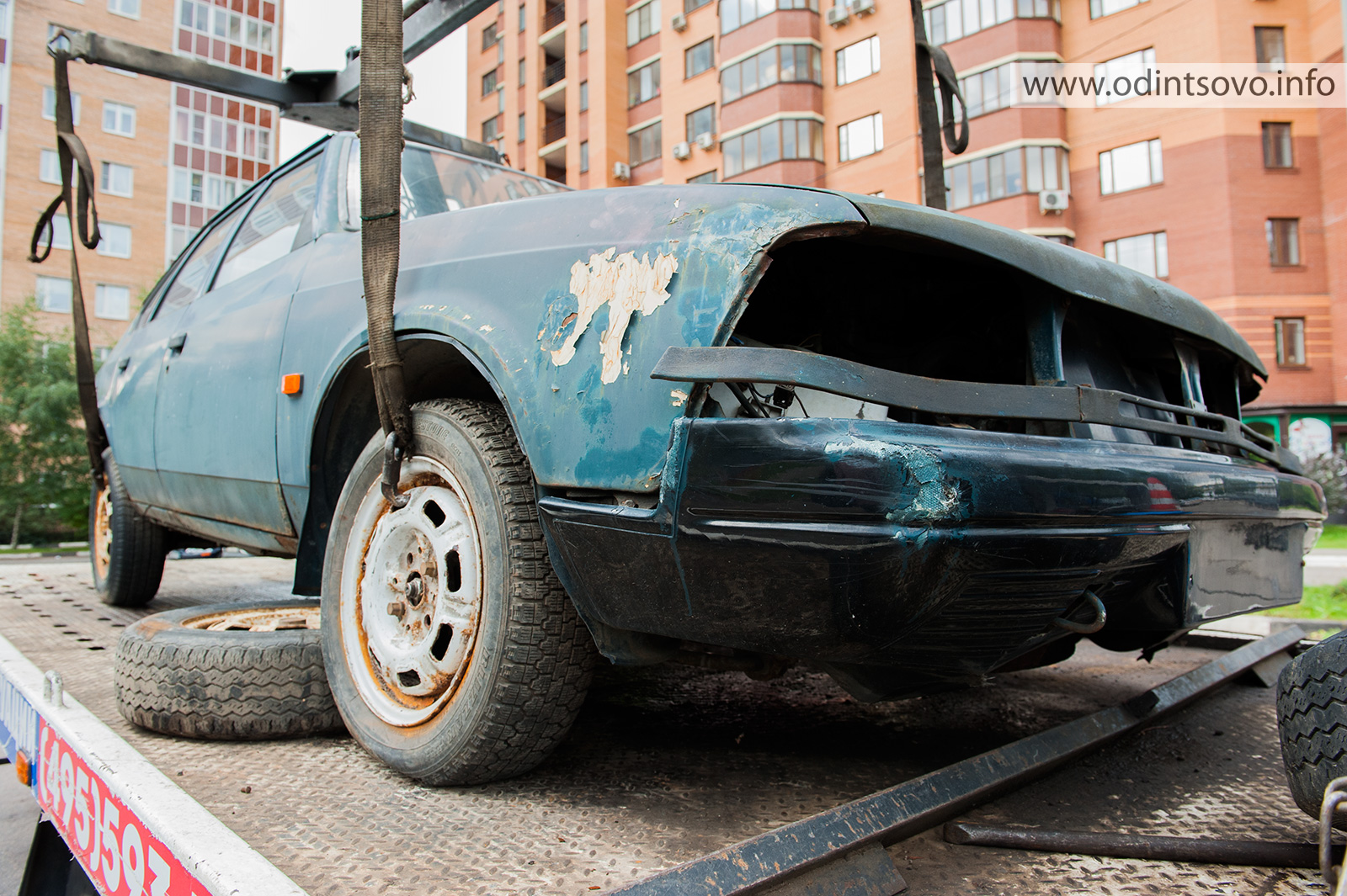 Автохлама нет ютуб лайф. АВТОХЛАМ. Фотографии автохлама. Наклейка автохлама нет. ВАЗ 2108 автохлама нет.